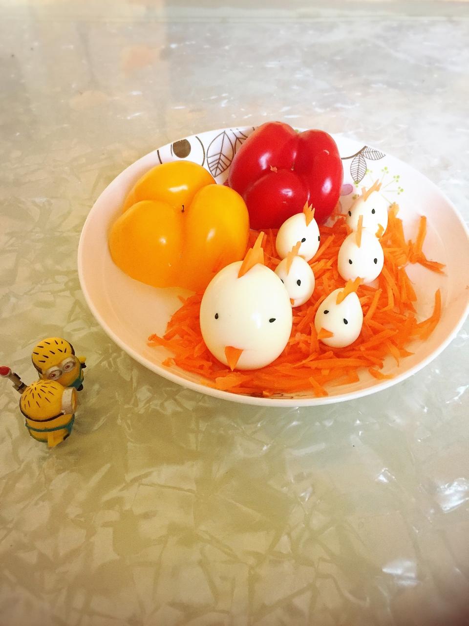开心鹌鹑蛋小鸡