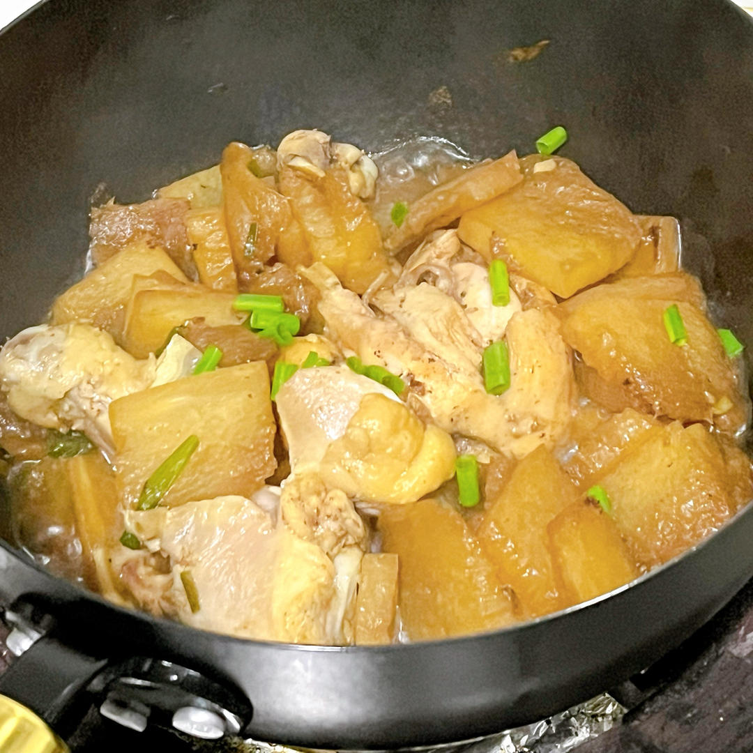 红烧冬瓜最完美做法，不加一滴水，瞬间秒杀红烧肉