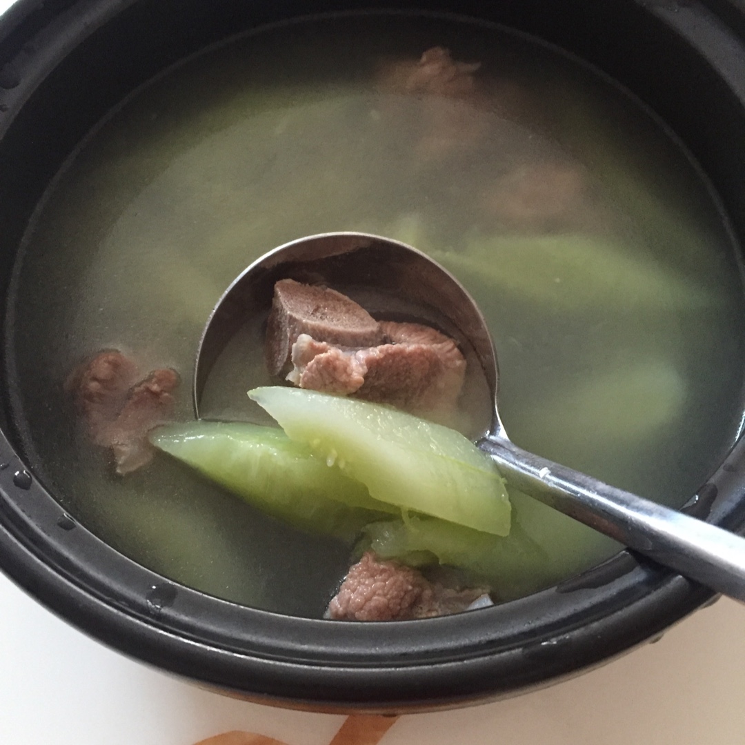 小不点_wu4c做的老黄瓜排骨汤