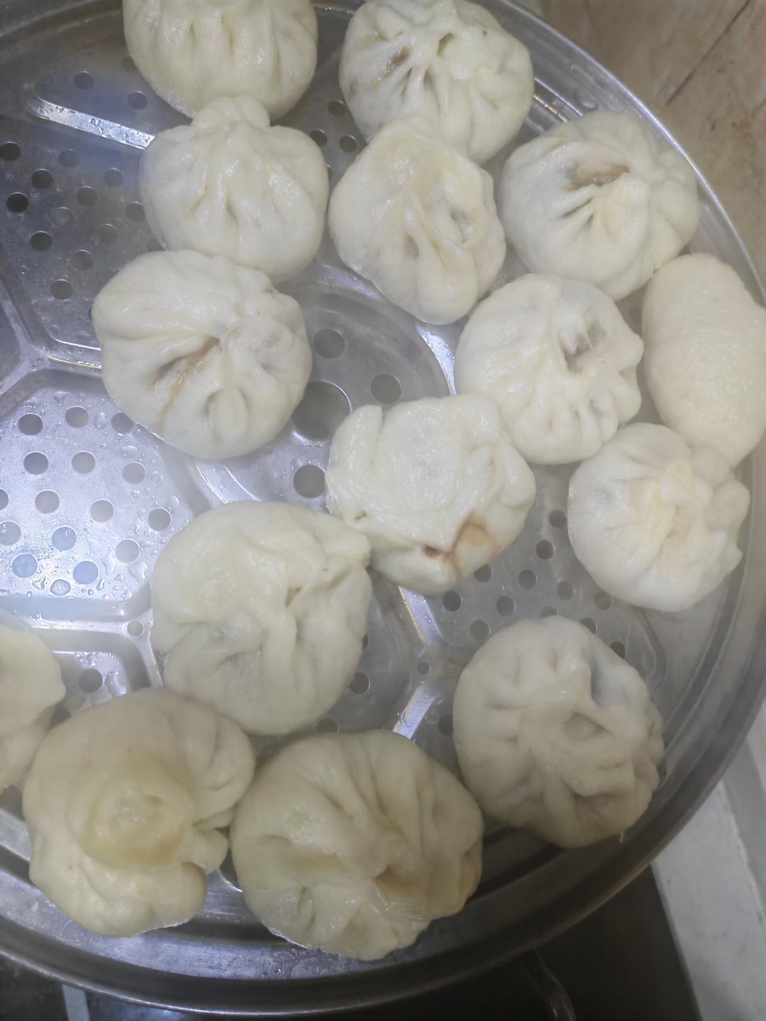 小笼包（秒杀市面上小笼包店的做法）