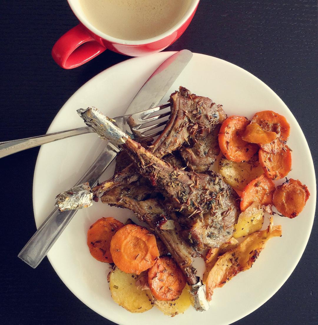 迷迭香原汁烤羊排