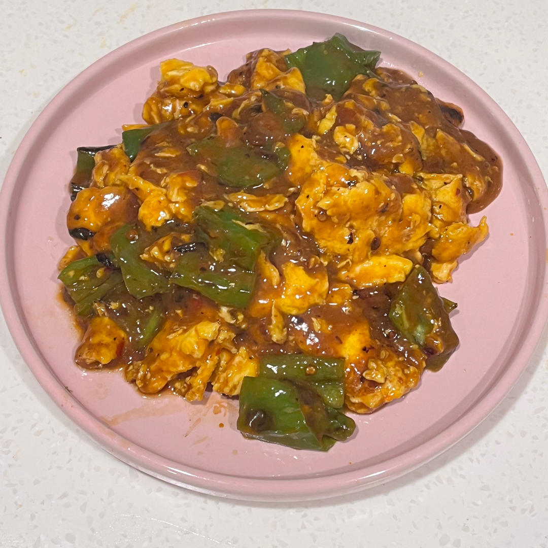 超级下饭的虎皮青椒炒鸡蛋！三碗饭都不够