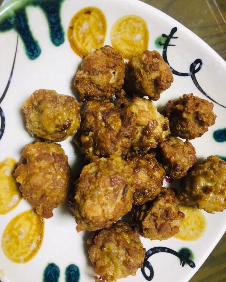酥炸肉丸子