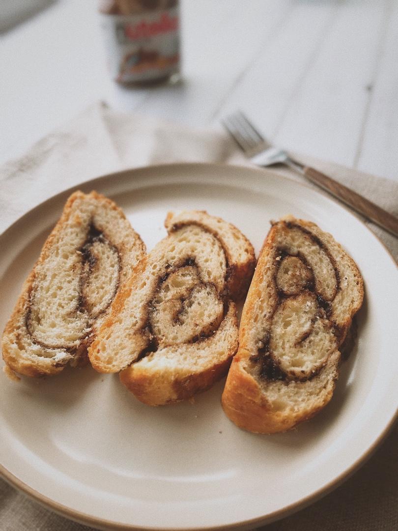 Nutella花卷面包（Nutella Swirl Bread)-附加家常烤箱快速发面法