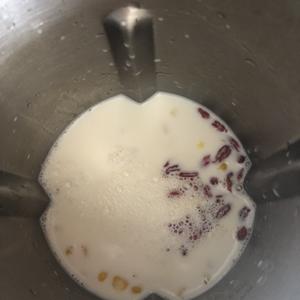 牛奶玉米汁豆浆机版的做法 步骤5