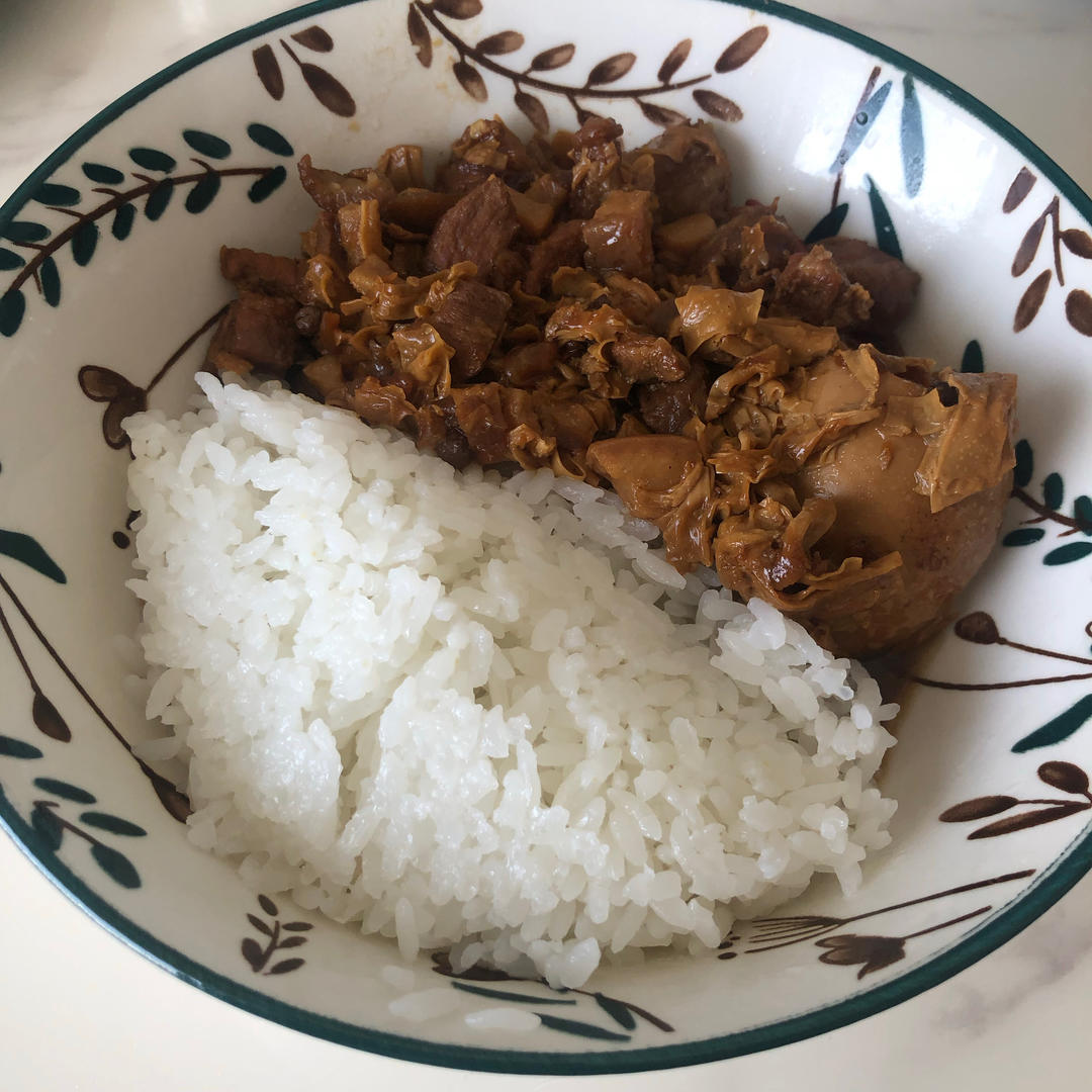 好吃到停不下来的卤肉饭