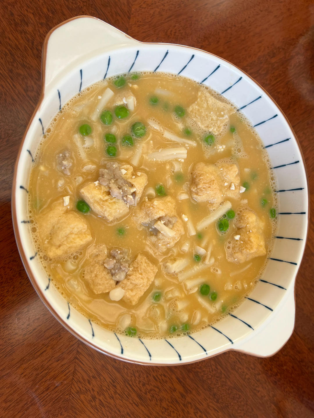 鲜掉眉毛！咸蛋黄鲜虾豆腐｜天冷煮一锅，暖胃又舒心