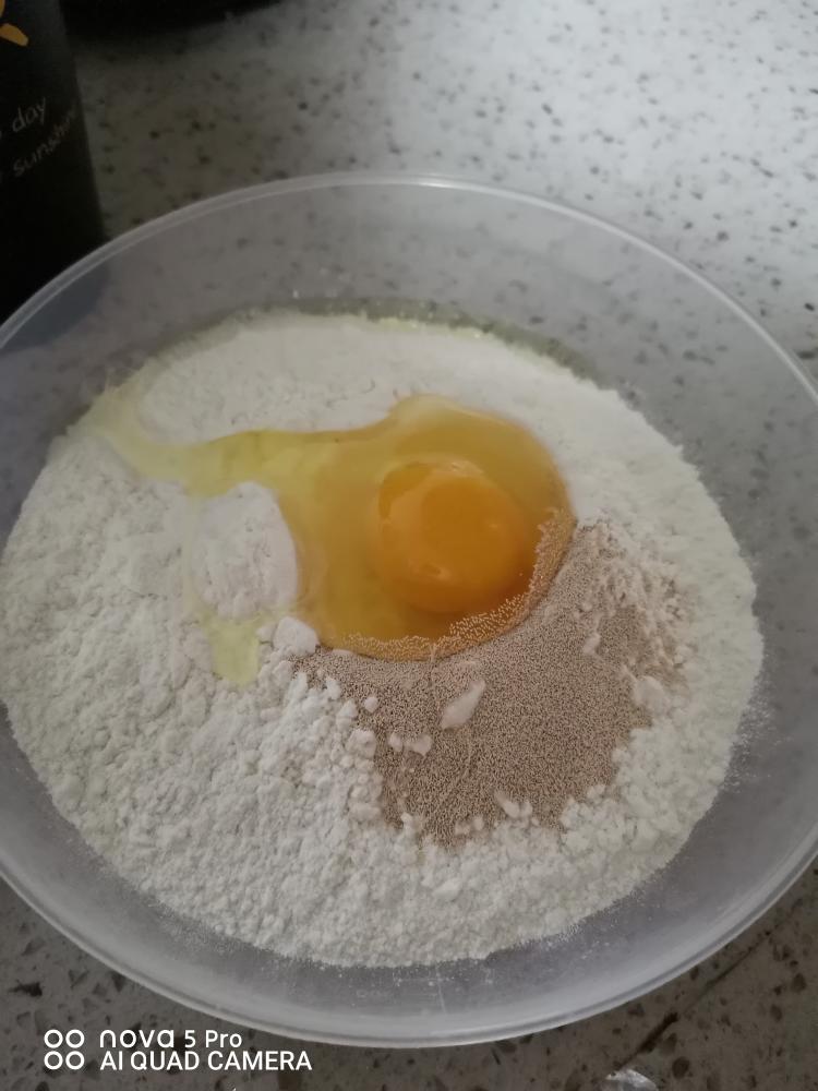 纯奶手撕吐司的做法 步骤1