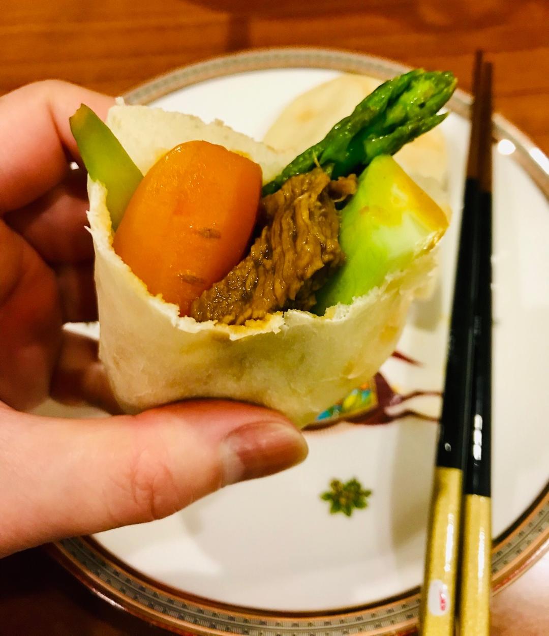 胡萝卜口袋面包