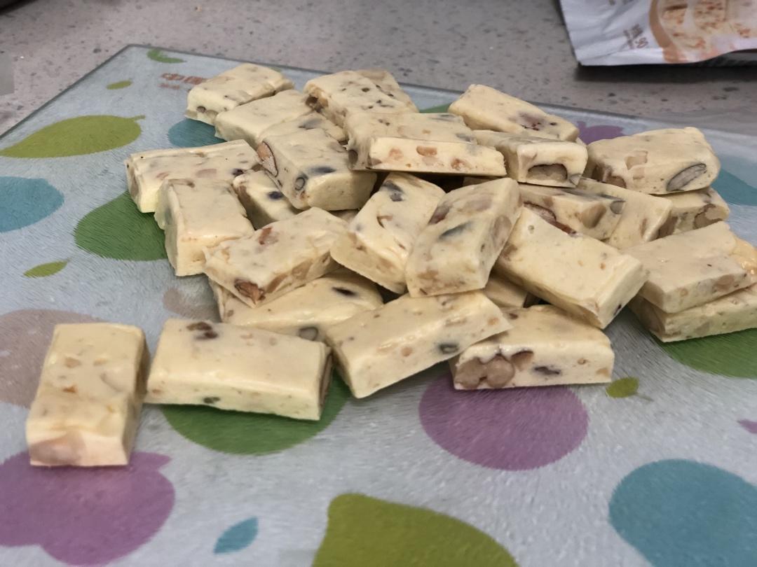 新手零失败雪花酥/牛轧糖！不甜腻！软硬适中！（内含不糊锅秘诀）