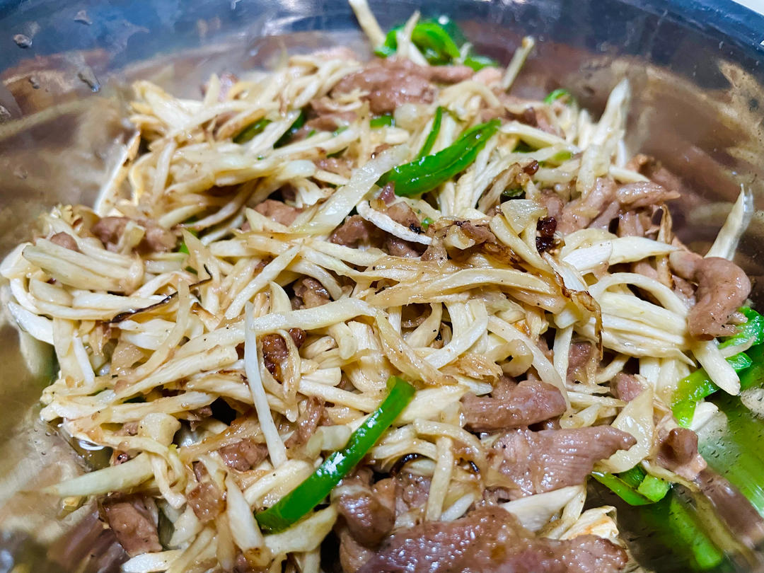 茭白这样做百吃不厌，茭白炒肉