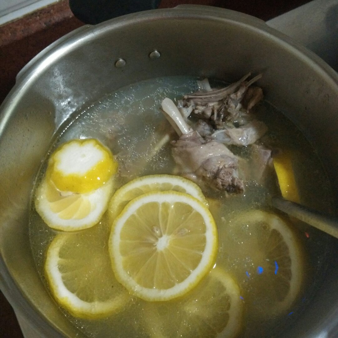jojo_jf8y做的柠檬鸭汤