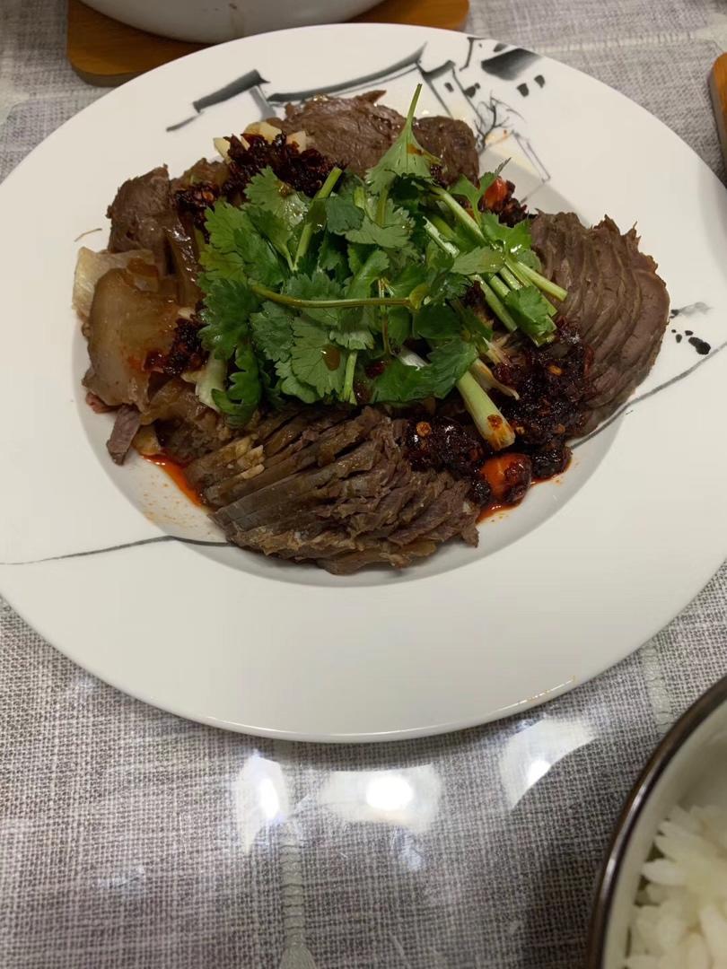 隔壁小孩馋哭了的卤牛肉