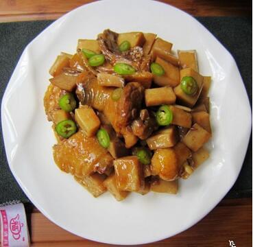 土鸡焖杏鲍菇的做法的做法