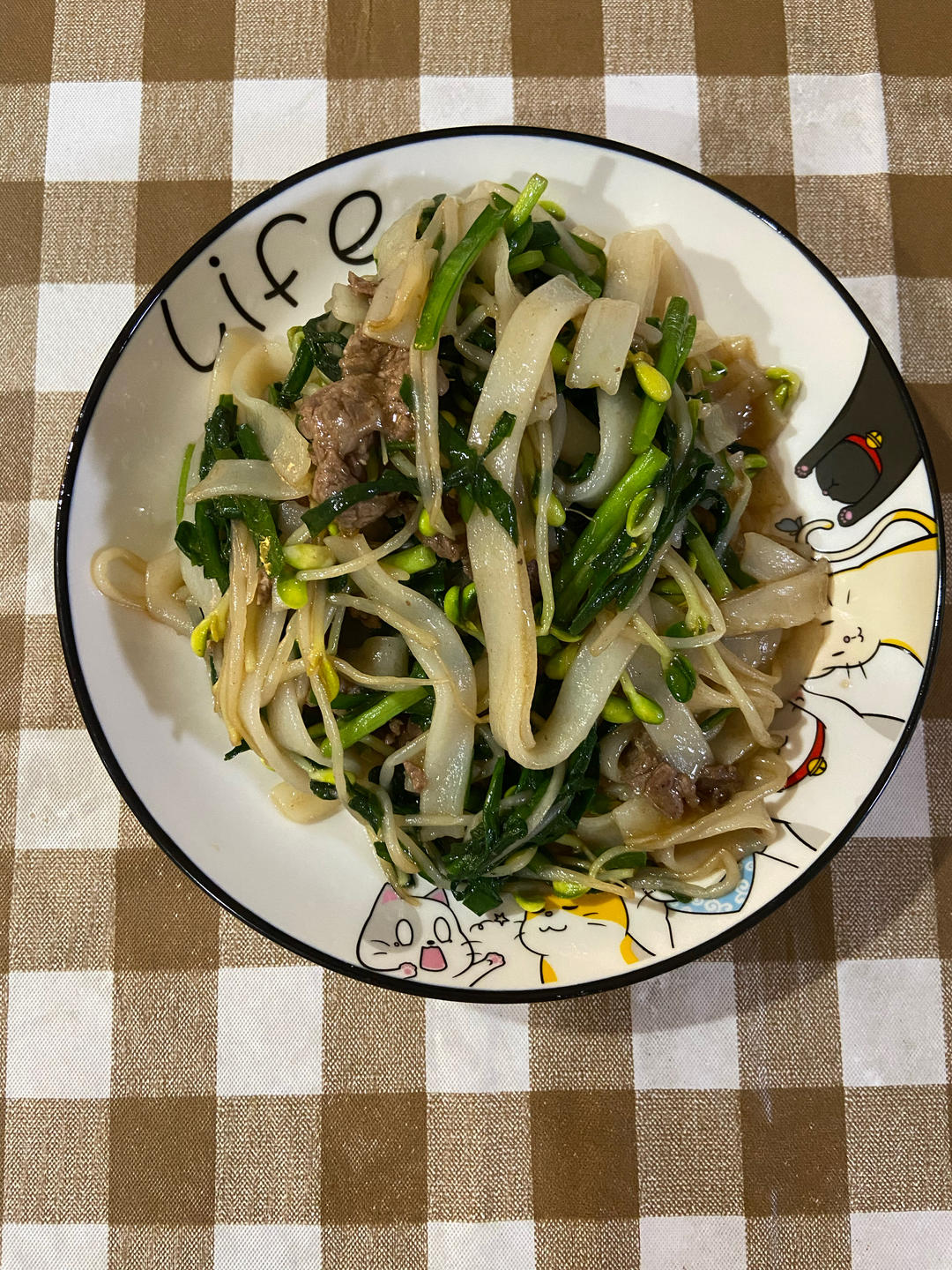 懒人快手版干炒牛河粉（两人份）