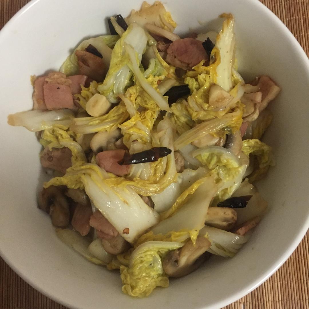 干锅培根手撕包菜