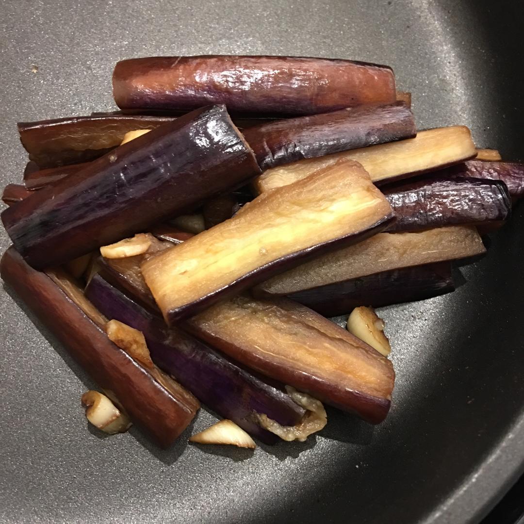 清炒茄子（少油版+视频）
