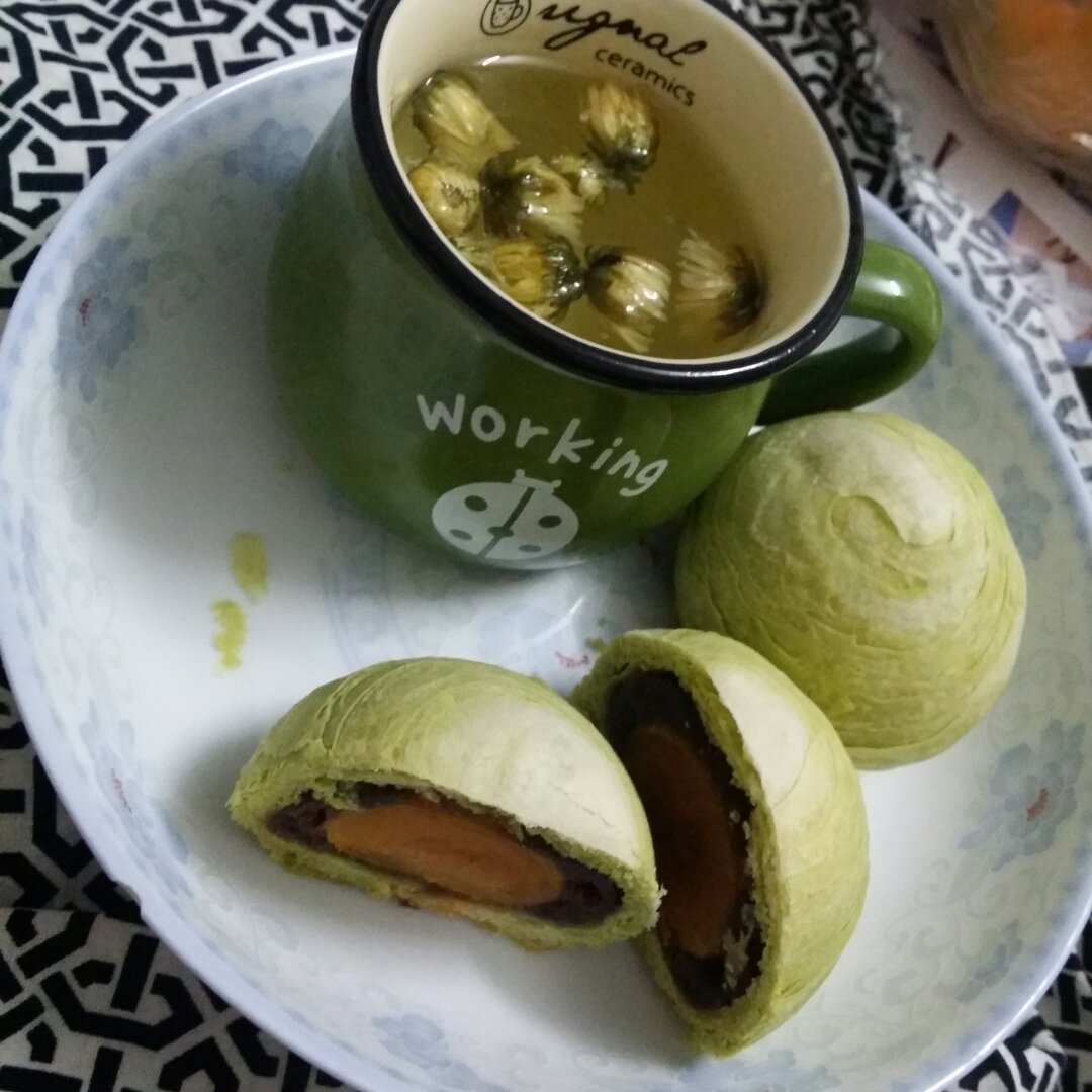 蛋黄酥~紫薯、抹茶、原味~花好月圆，中秋快乐~内附一次做六色蛋黄酥方法~