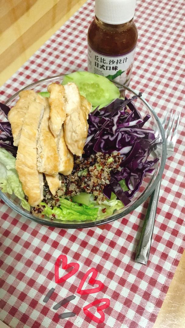 藜麦鸡胸肉沙拉|低卡路里高蛋白