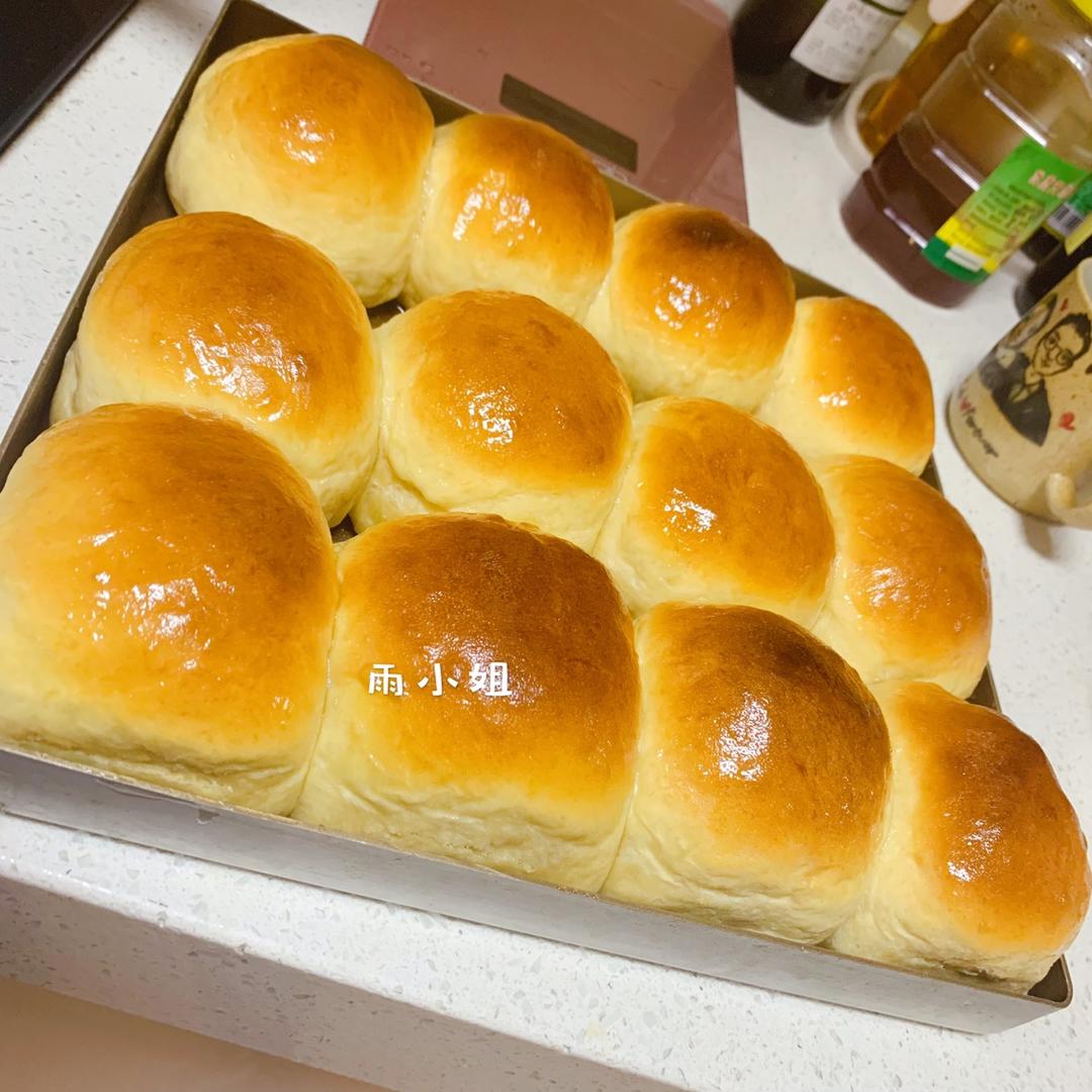 超好吃的香甜餐包