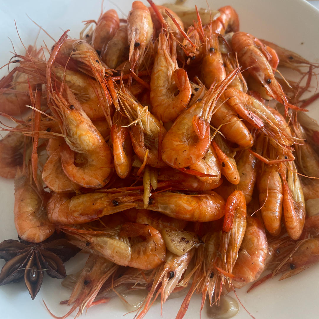 葱姜蒜爆炒小河虾