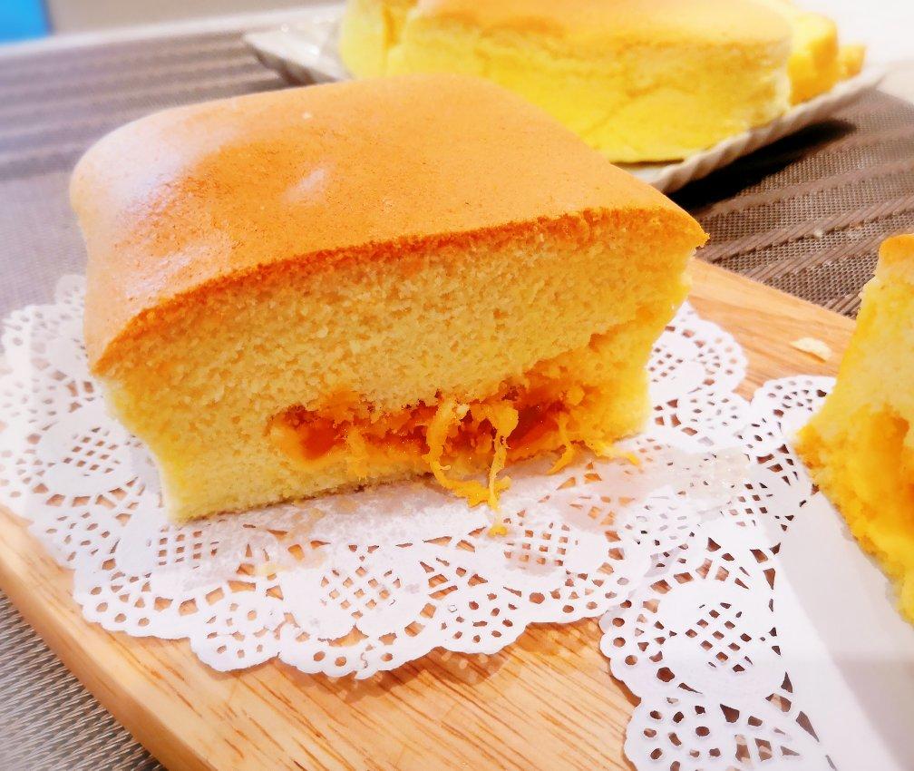 轻言清语心音做的古早流心芝士蛋糕&柯基抖臀蛋糕