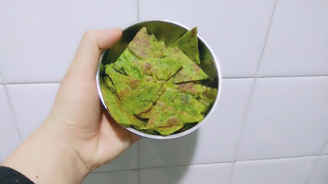 三文鱼菠菜鸡蛋饼 宝宝辅食食谱