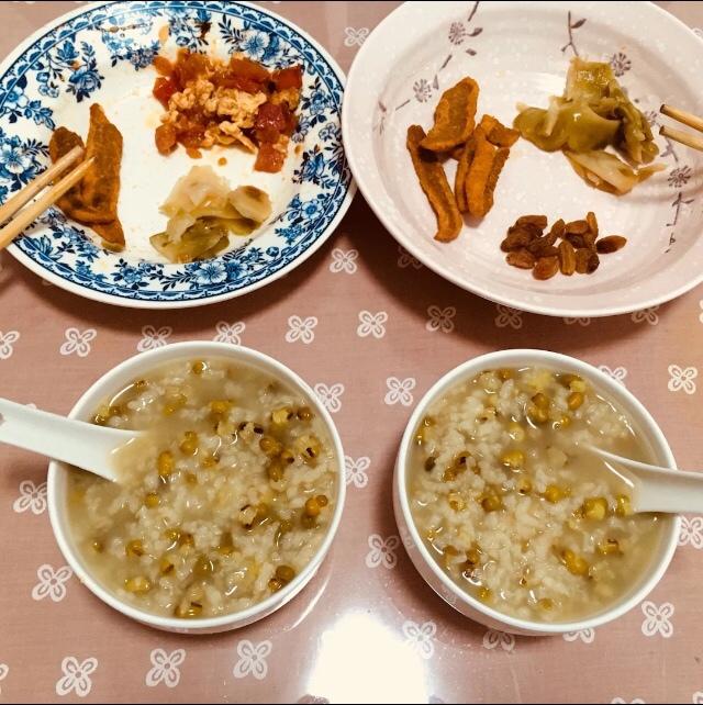 清火绿豆粥（早餐版）的做法