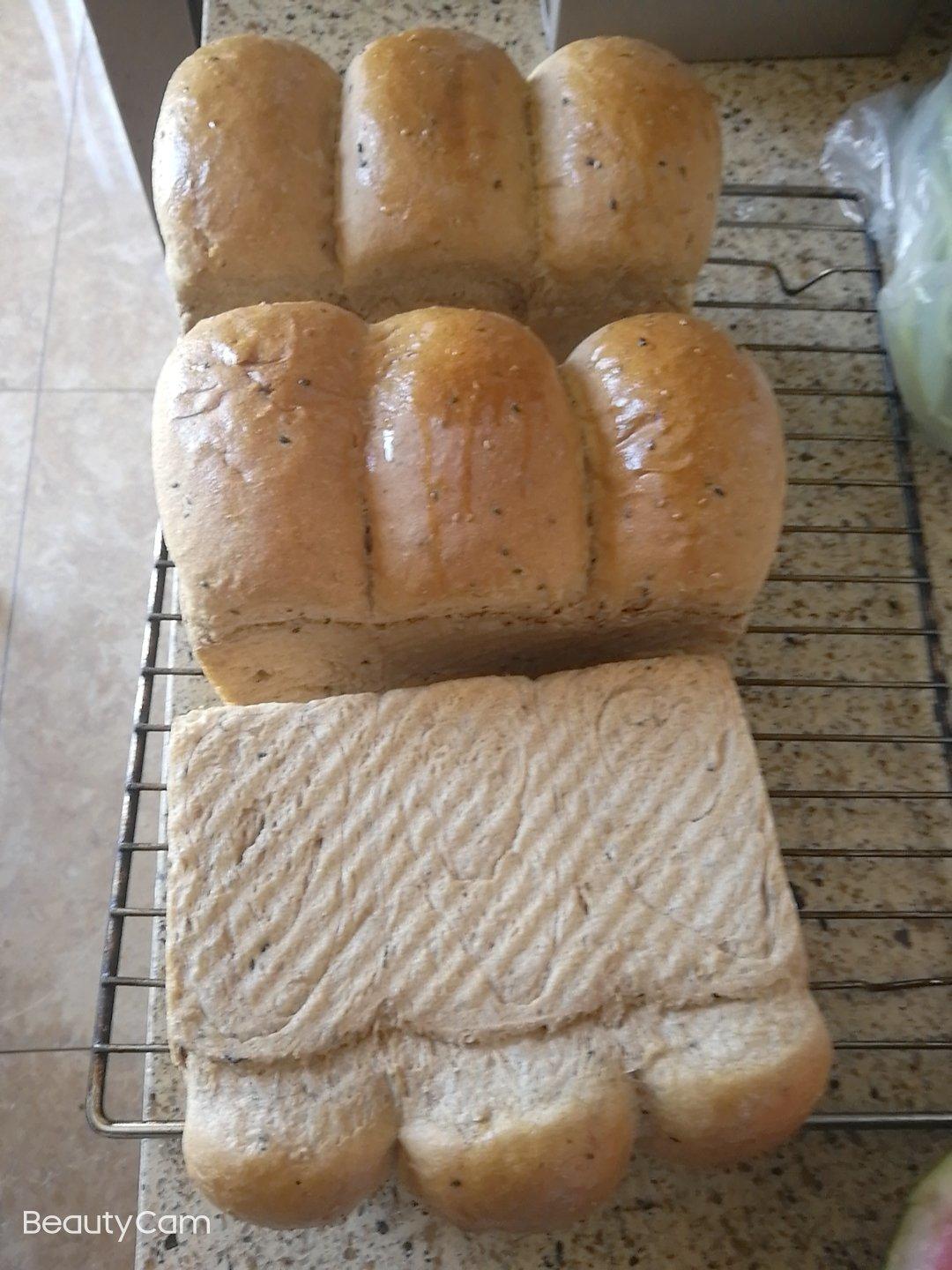 75%全麦吐司万能配方（烫种+波兰种）