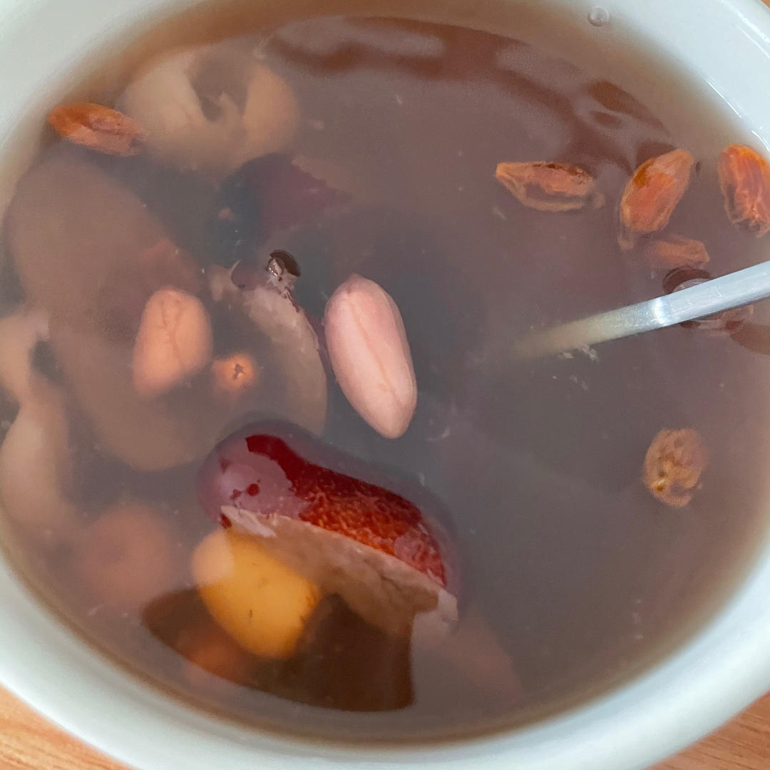 五红汤｜不油腻的下奶汤