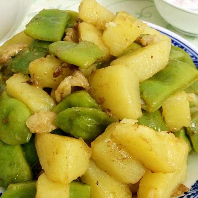 土豆炖豆角