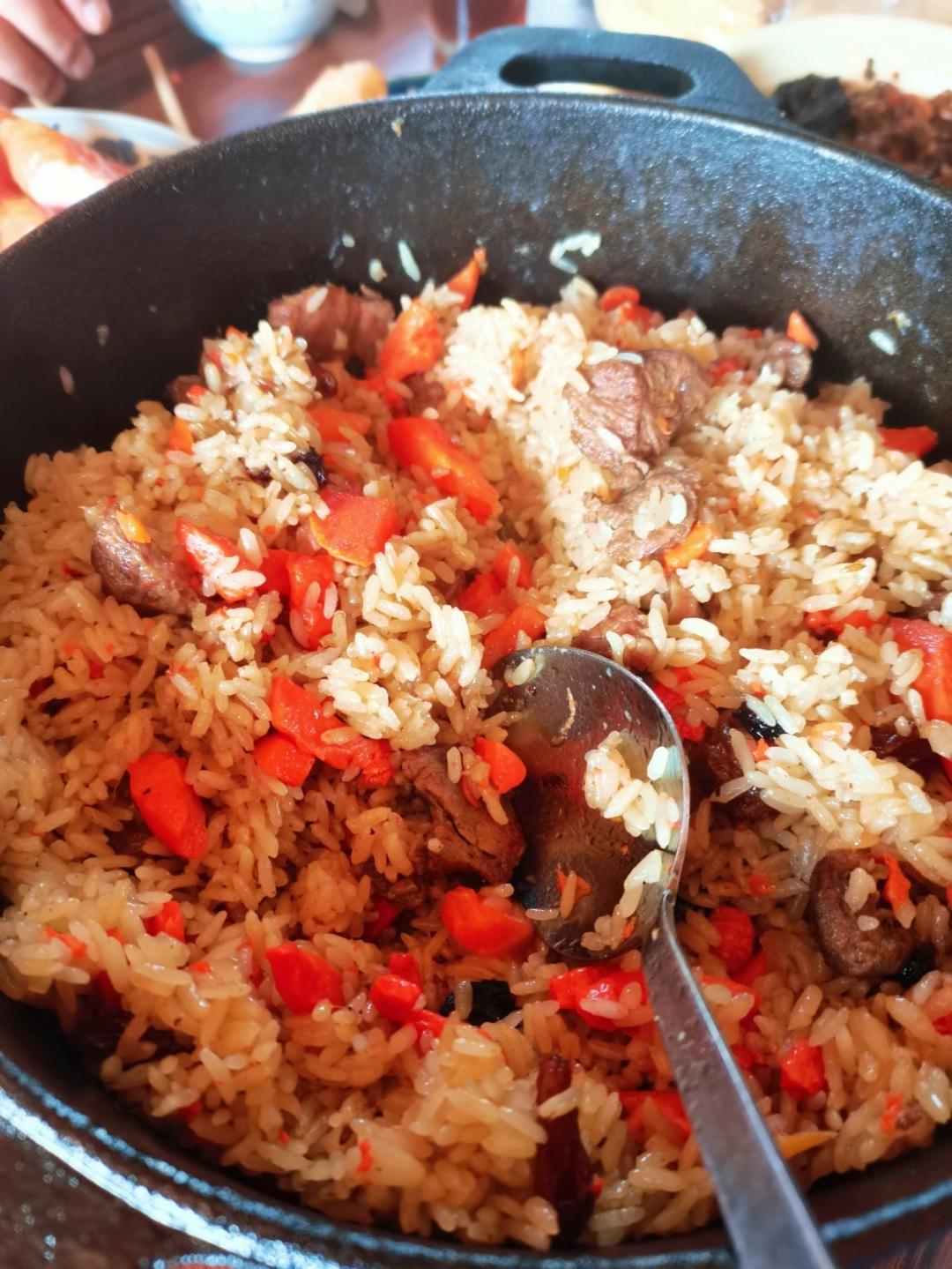只用盐调味就很好吃的新疆碎肉抓饭