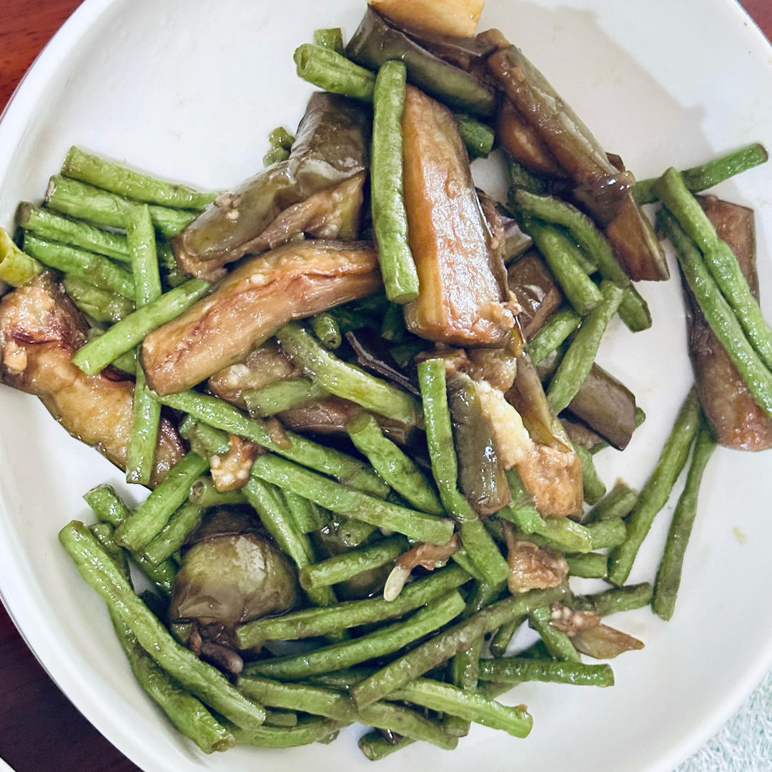 美味可口的豆角烧茄子！原来饭店都是这样做的