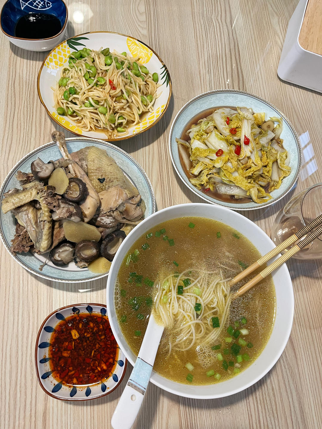 鲜美无敌：清炖鸡汤🐔