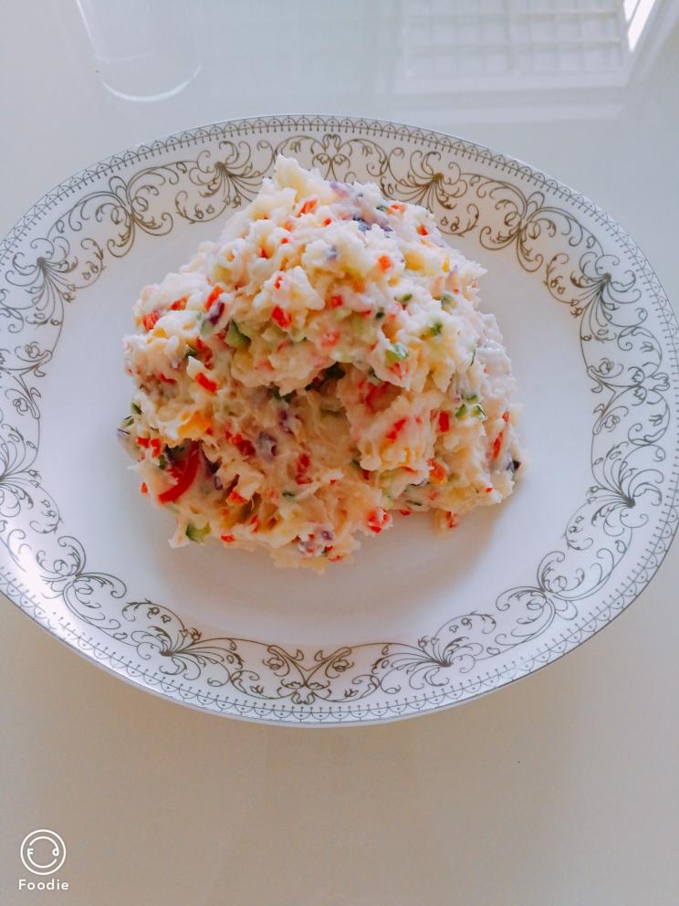 高颜值美味什锦土豆泥沙拉～很适合夏天的快手菜