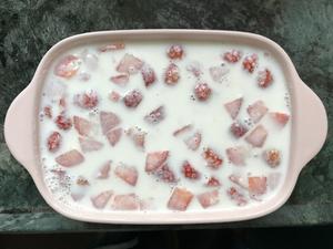 草莓椰奶冻的做法 步骤8