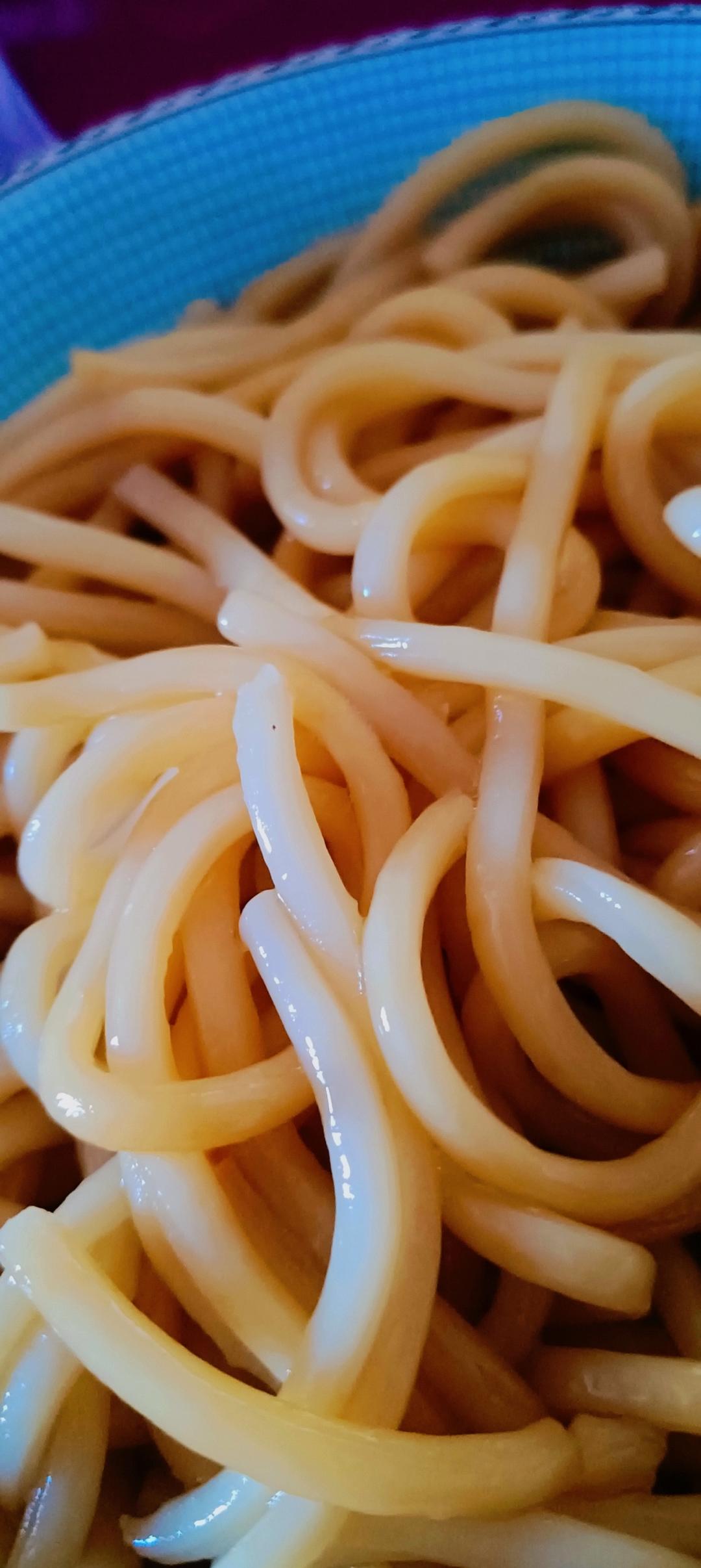 不试后悔：详解最好吃的葱油面（葱油做法）