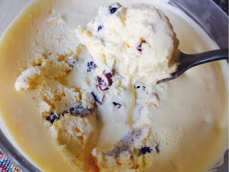 消耗淡奶油之超级简单的美味冰淇淋（附麦旋风做法）的做法