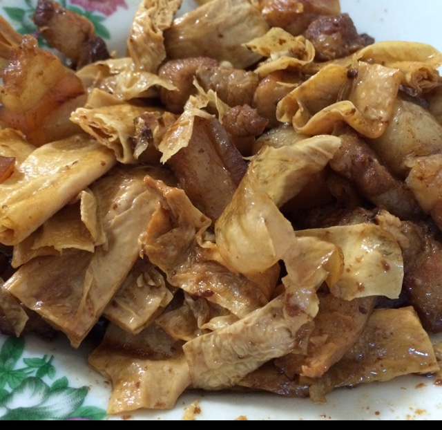 腐竹红烧肉