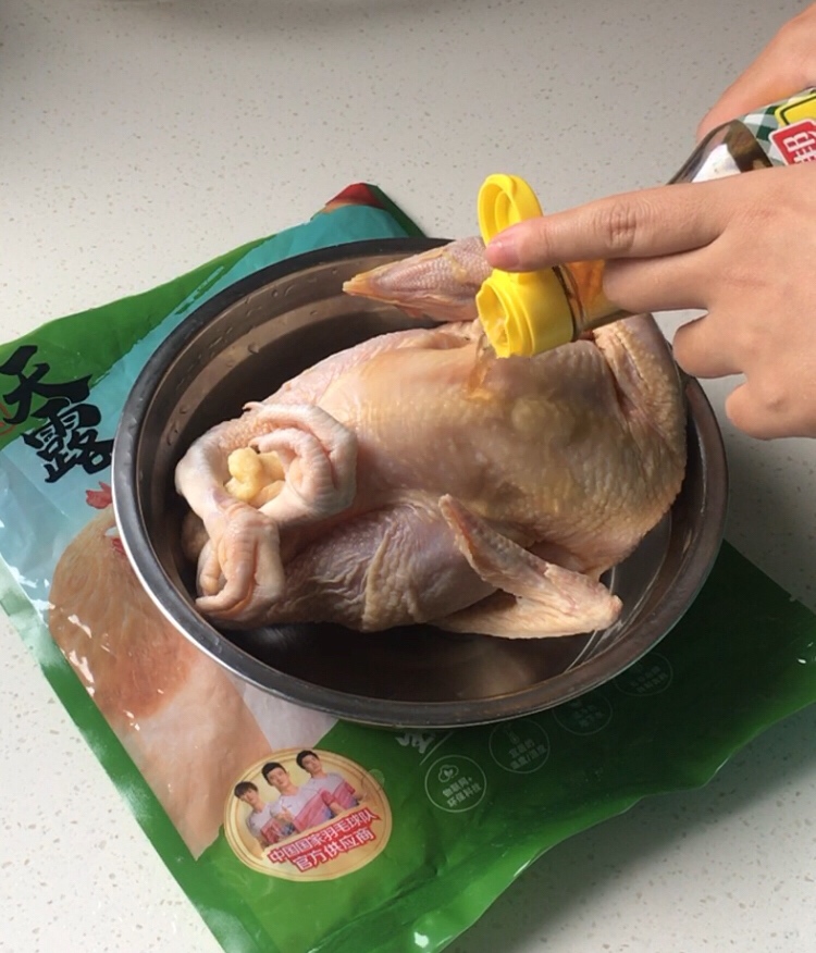 盐焗手撕鸡（电压力锅版）的做法 步骤2