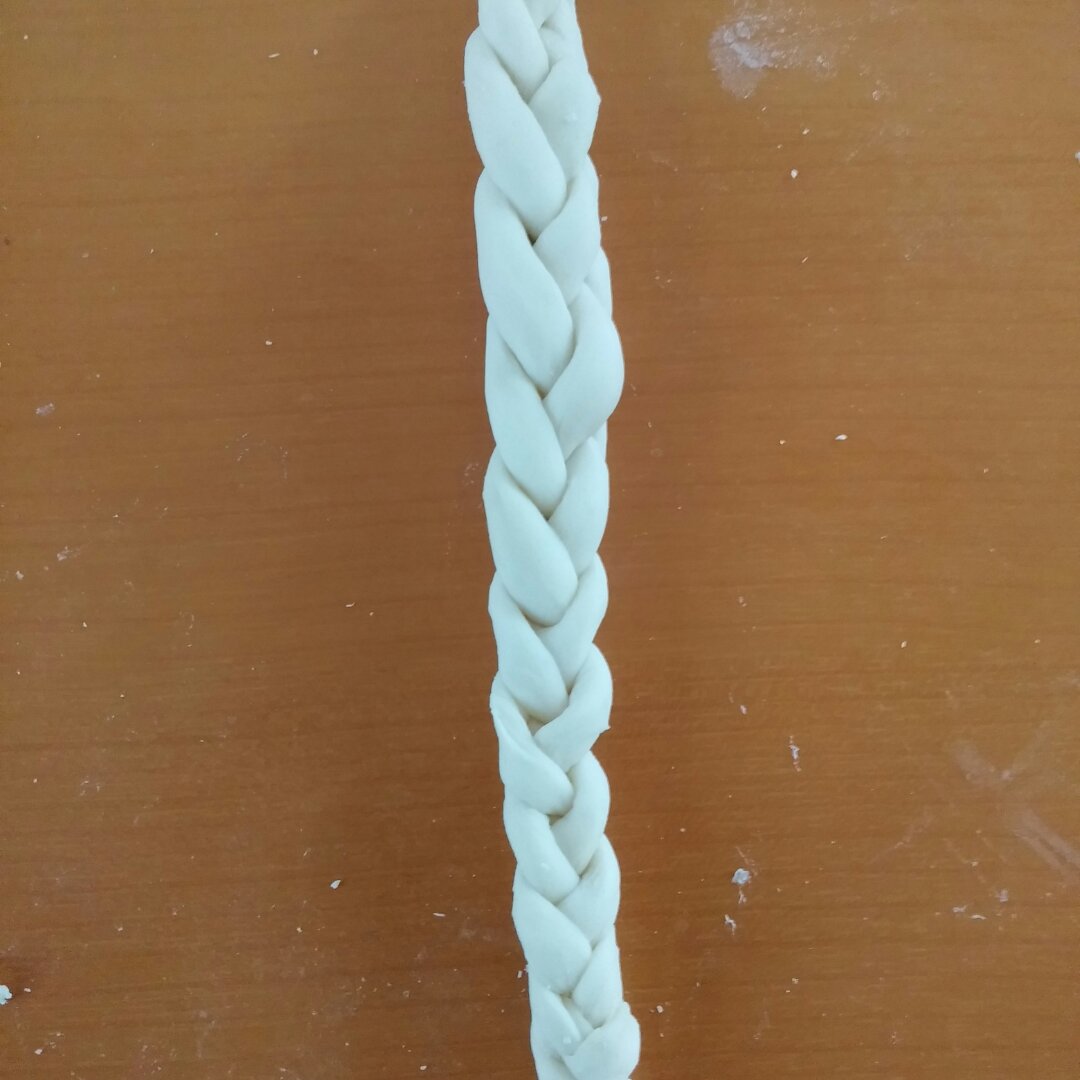 椰蓉辫子排包