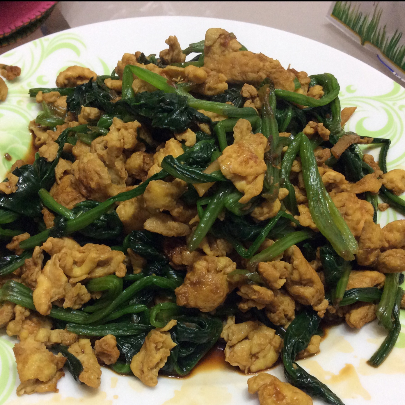 菠菜炒鸡蛋