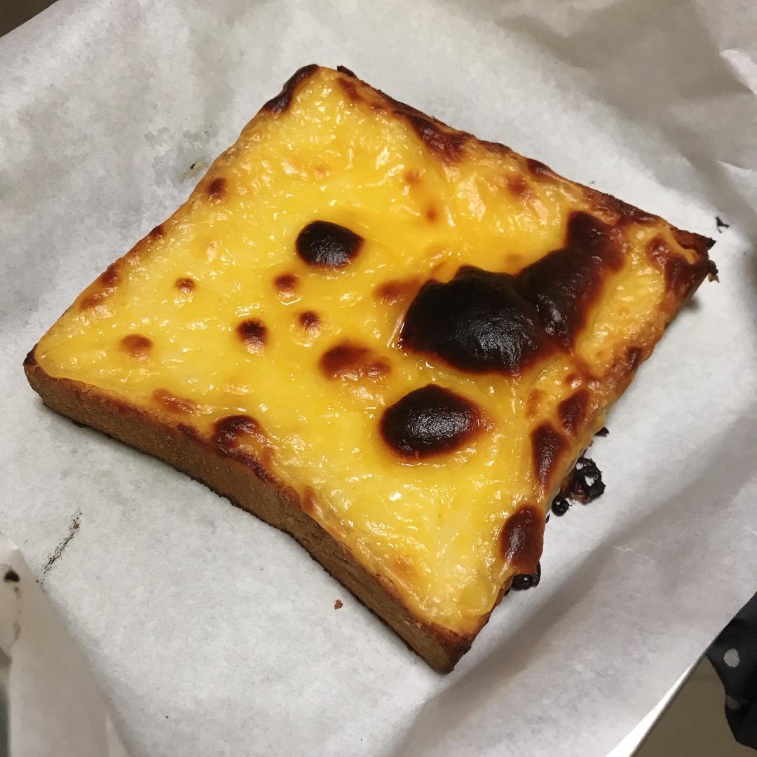 零失败快手岩烧乳酪(熔岩吐司)十分钟网红早餐，好吃哭