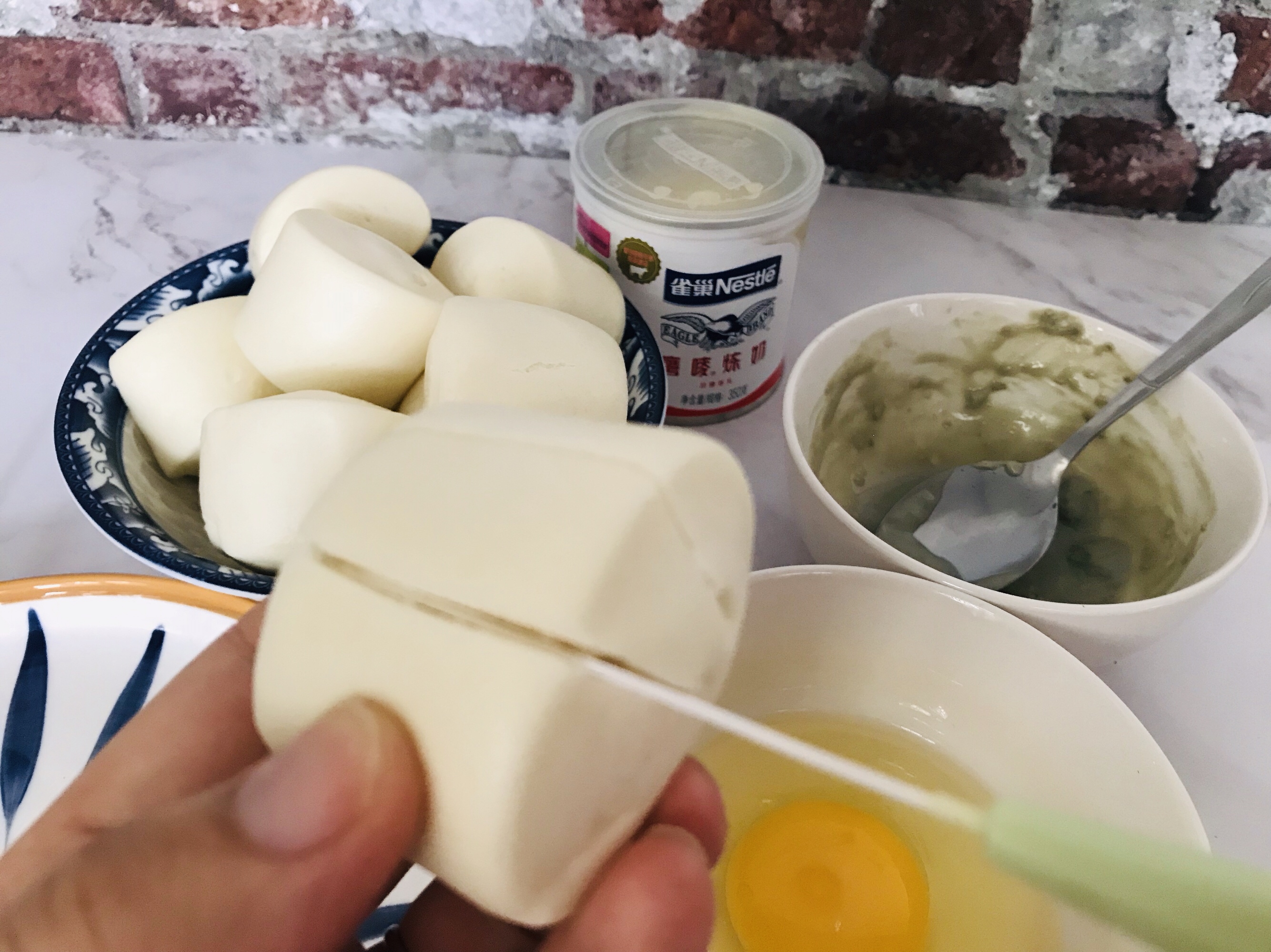 烘焙～馒头夹臭豆腐的做法 步骤2