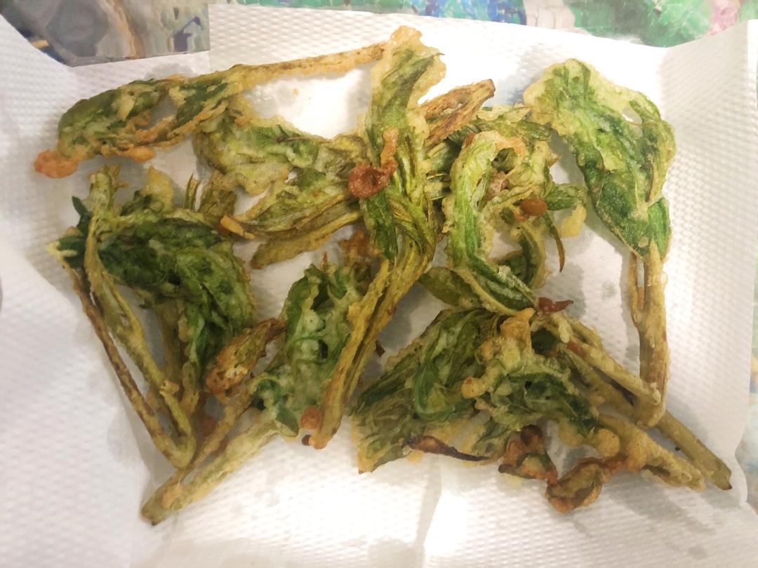 炸香椿（香椿芽最好吃的做法）