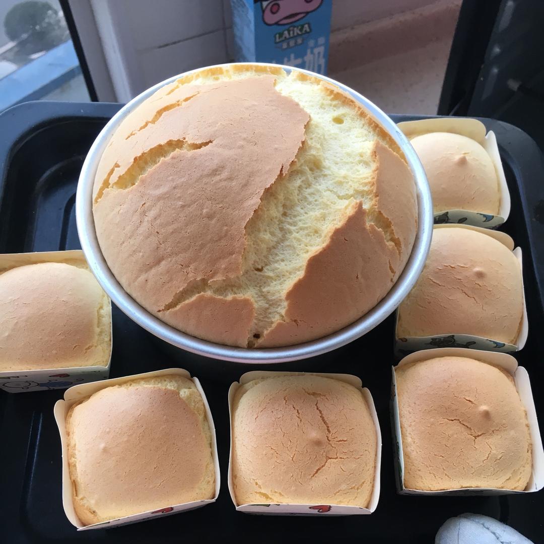 欣欣新新欣欣做的戚风蛋糕完美脱模 切片