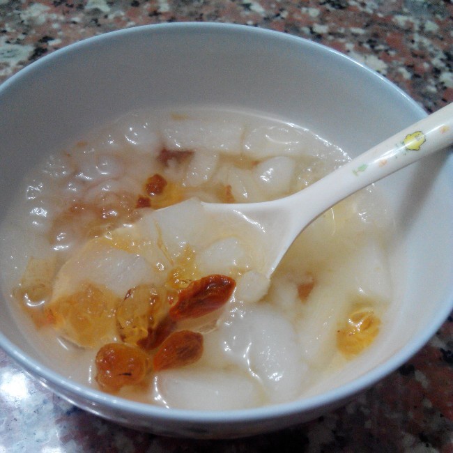 桃胶梨汤