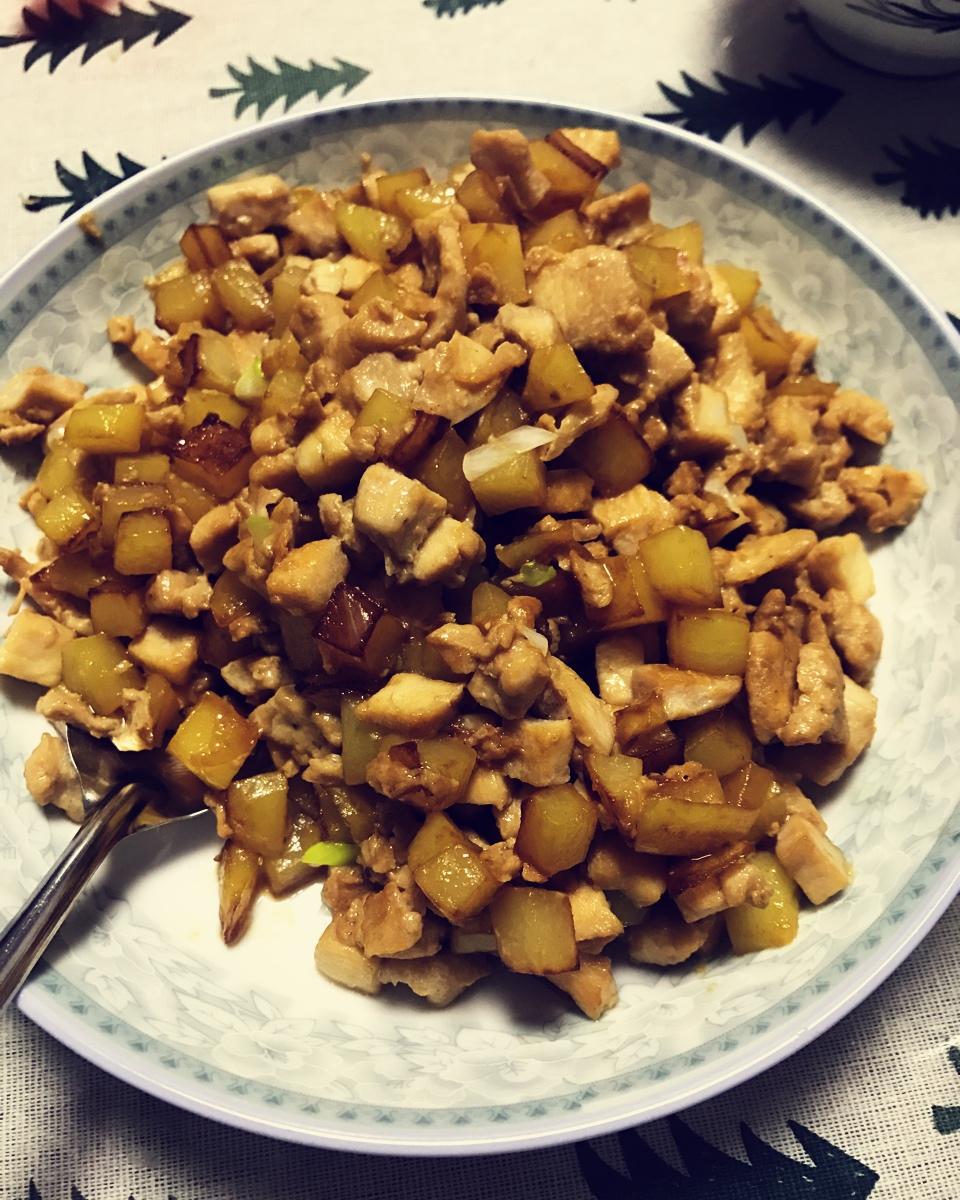 一道怎么做都好吃的干煎土豆鸡丁（红烧，咖喱，椒盐，孜然）