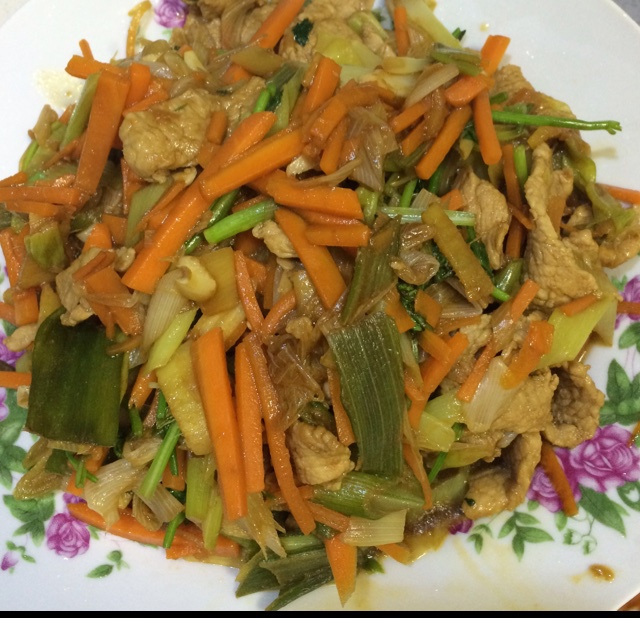 香菜炒肉丝