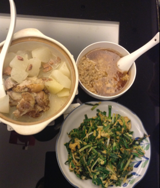 最单纯的大骨头汤